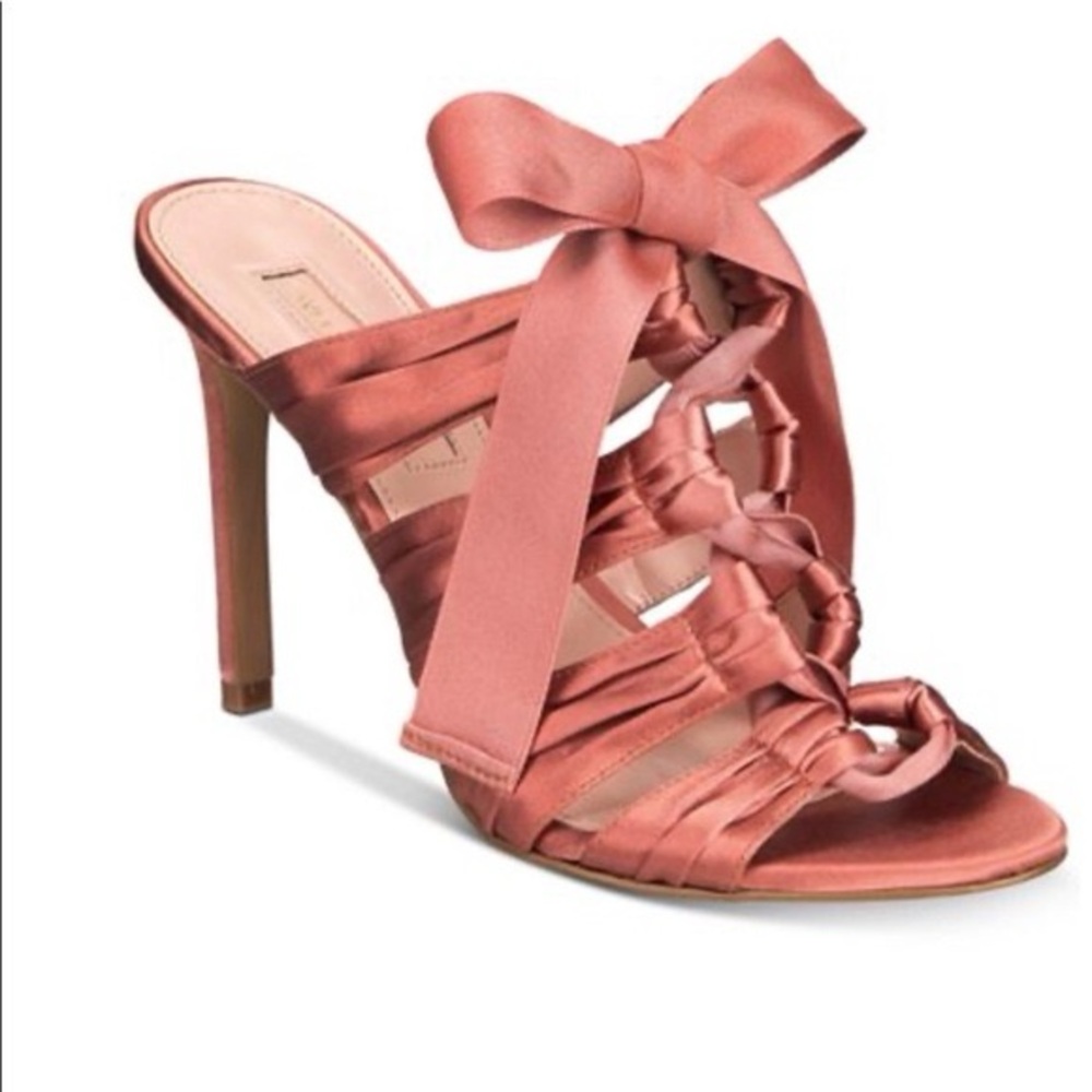 Avec Les Filles Satin Bow Heels in Pink Sz 9 NWOT